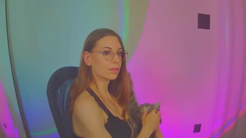 Snapshot of larawintersxxx chatting on October 2025 08:41:01 PM larawintersxxx online show from October 2025 08:41:01 PM