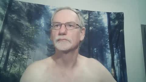 Larbie online show from March 2025 09:37:02 PM