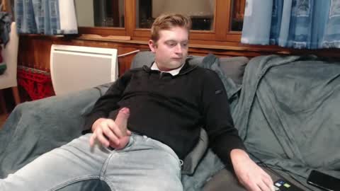 Snapshot of largebit17 chatting on January 2025 06:31:01 PM largebit17 online show from January 2025 06:31:01 PM