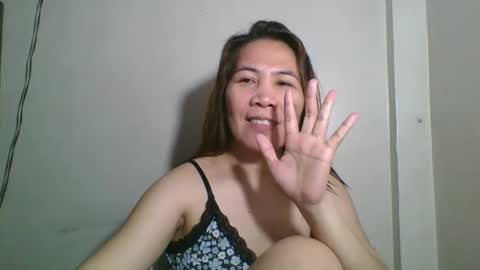 Larice online show from March 2025 10:33:02 AM