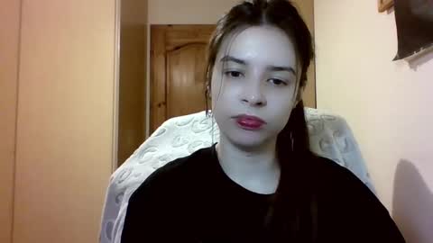 Snapshot of laricenature chatting on February 2025 10:23:02 PM Larice online show from February 2025 10:23:02 PM