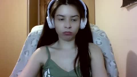 Snapshot of laricenature chatting on February 2025 10:45:01 PM Larice online show from February 2025 10:45:01 PM