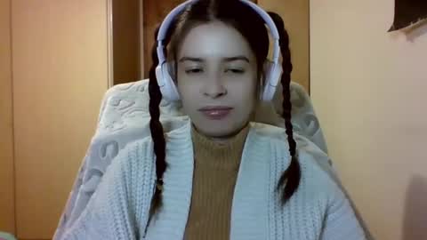 Snapshot of laricenature chatting on February 2025 07:48:02 PM Larice online show from February 2025 07:48:02 PM