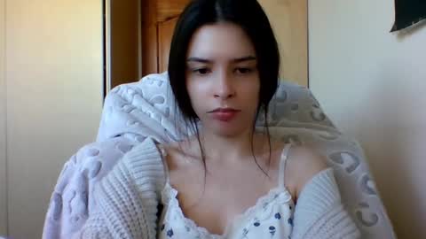 Snapshot of laricenature chatting on February 2025 01:33:01 PM Larice online show from February 2025 01:33:01 PM