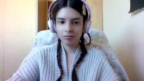 Snapshot of laricenature chatting on March 2025 01:24:02 PM Larice online show from March 2025 01:24:02 PM