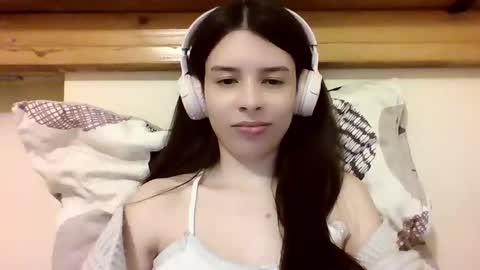 Snapshot of laricenature chatting on March 2025 10:08:02 PM Larice online show from March 2025 10:08:02 PM