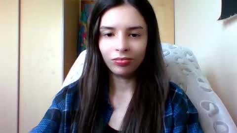 Snapshot of laricenature chatting on March 2025 01:19:02 PM Larice online show from March 2025 01:19:02 PM