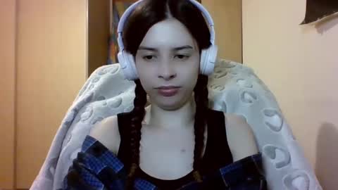 Snapshot of laricenature chatting on March 2025 07:28:02 PM Larice online show from March 2025 07:28:02 PM