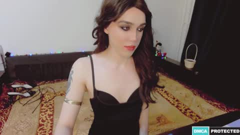 Snapshot of larisa_dolbimaya chatting on October 2025 02:46:01 PM Larisa Lavriki online show from October 2025 02:46:01 PM