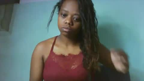 Snapshot of larissa645771 chatting on October 2025 08:12:02 AM larissa645771 online show from October 2025 08:12:02 AM