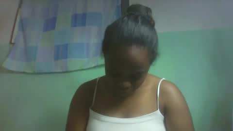 Snapshot of larissa645771 chatting on October 2025 08:57:02 AM larissa645771 online show from October 2025 08:57:02 AM