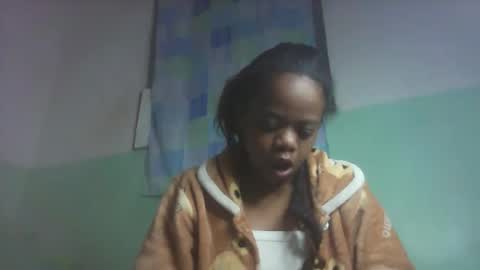 Snapshot of larissa645771 chatting on October 2025 04:01:02 AM larissa645771 online show from October 2025 04:01:02 AM