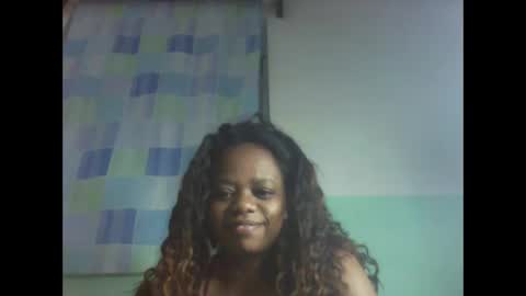 Snapshot of larissa645771 chatting on October 2025 06:20:01 PM larissa645771 online show from October 2025 06:20:01 PM