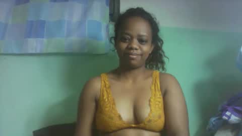 Snapshot of larissa645771 chatting on October 2025 07:41:01 AM larissa645771 online show from October 2025 07:41:01 AM