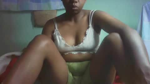 Snapshot of larissa645771 chatting on November 2025 02:45:02 AM larissa645771 online show from November 2025 02:45:02 AM