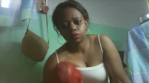 Snapshot of larissa645771 chatting on November 2025 07:27:01 AM larissa645771 online show from November 2025 07:27:01 AM