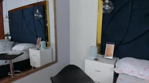 Snapshot of larissaevans chatting on October 2025 05:09:02 AM Valentina online show from October 2025 05:09:02 AM