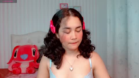 Larissas online show from January 2025 10:30:02 PM