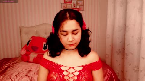 Larissas online show from January 2025 07:34:02 PM