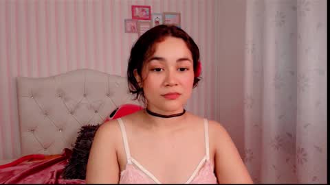 Larissas online show from January 2025 02:18:01 AM