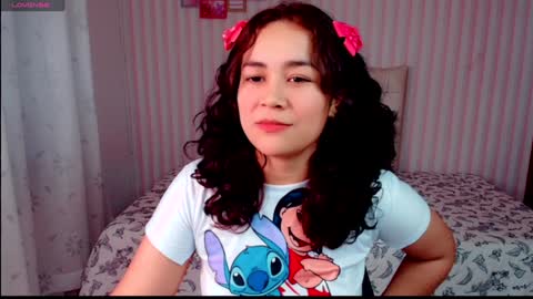 Larissas online show from January 2025 01:11:02 AM