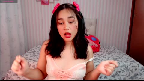 Larissas online show from February 2025 02:05:02 AM