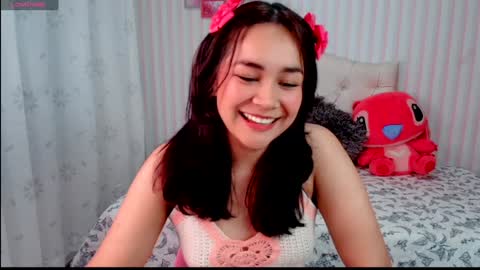 Larissas online show from February 2025 01:19:02 AM