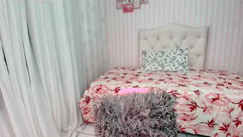 Larissas online show from March 2025 11:12:01 PM