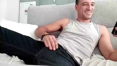 Snapshot of lascivo85 chatting on October 2025 02:15:01 PM Alessandro online show from October 2025 02:15:01 PM