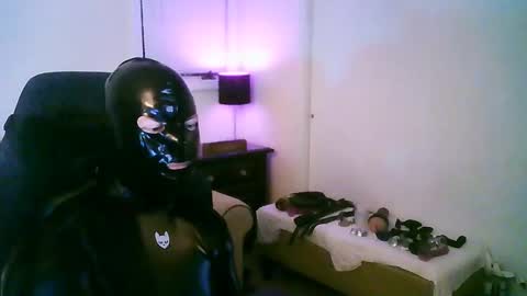 Snapshot of latexminheadroom chatting on October 2025 02:04:01 AM latexminheadroom online show from October 2025 02:04:01 AM