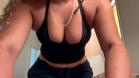 latina_bbyxo online show from September 2025 02:26:01 AM