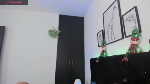 Snapshot of latina_col chatting on December 2024 06:02:02 PM Hanna online show from December 2024 06:02:02 PM