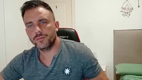 LatinBlueBoy online show from September 2025 07:04:01 PM