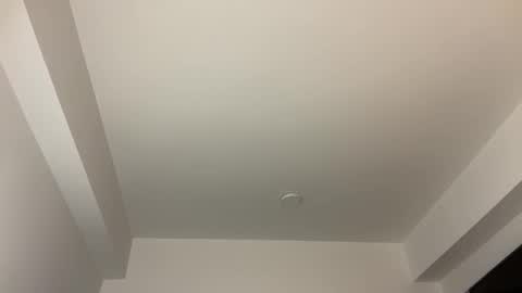 Hi -  online show from October 2025 05:52:02 AM