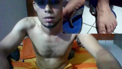 Snapshot of latinmansmoking chatting on November 2025 06:36:02 AM latinmansmoking online show from November 2025 06:36:02 AM