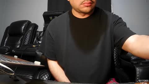 Nico online show from February 2025 01:42:02 PM