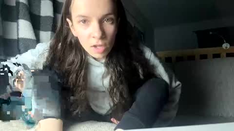 lauegauths3 online show from December 2024 10:32:02 PM