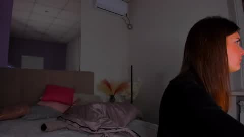 Laura online show from December 2024 06:30:02 AM