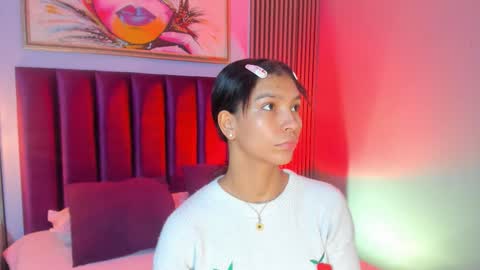 Snapshot of laura_aristizabal_19 chatting on November 2025 12:33:02 PM Laura online show from November 2025 12:33:02 PM