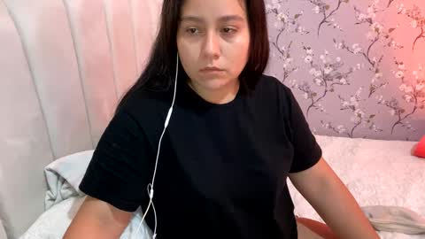 laura online show from January 2025 02:14:01 AM