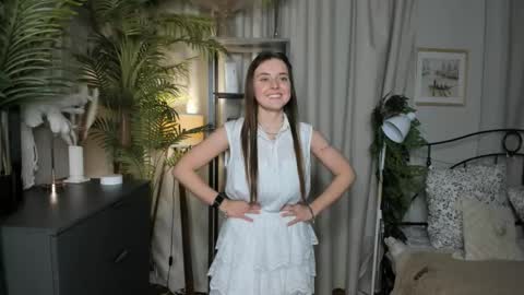 Snapshot of laura_mutti chatting on October 2025 03:30:02 PM Samantha online show from October 2025 03:30:02 PM