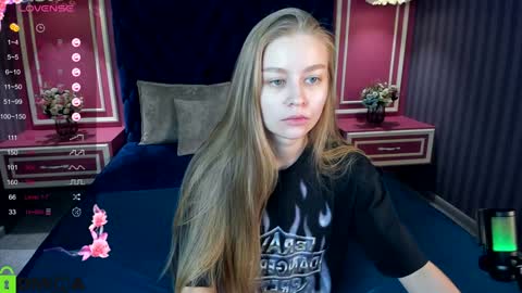 Laura online show from January 2025 12:47:02 PM