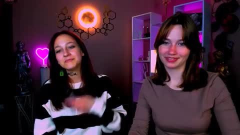 laura_queen_ online show from September 2025 07:19:02 PM