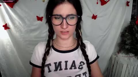 Laura online show from January 2025 02:51:01 PM