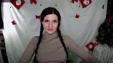 Laura online show from January 2025 08:43:02 AM