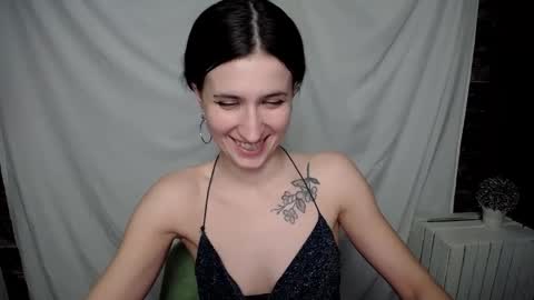 Laura online show from February 2025 02:55:02 PM