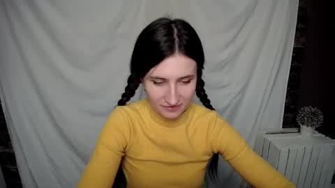 Laura online show from February 2025 11:49:01 AM