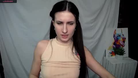 Laura online show from February 2025 11:43:01 AM
