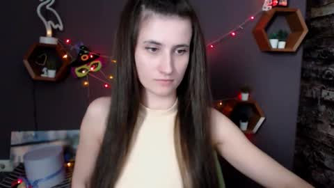 Laura online show from February 2025 09:47:01 AM