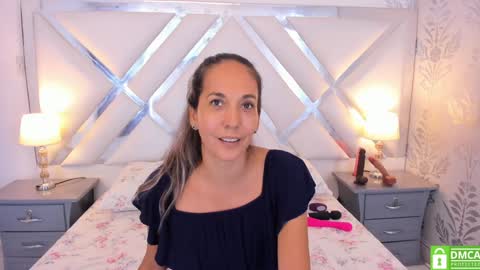 Laura online show from December 2024 09:13:01 AM